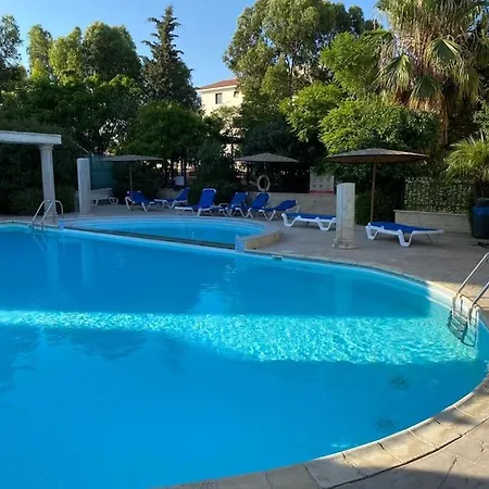 Villa Leah's Deluxe Tersephanou